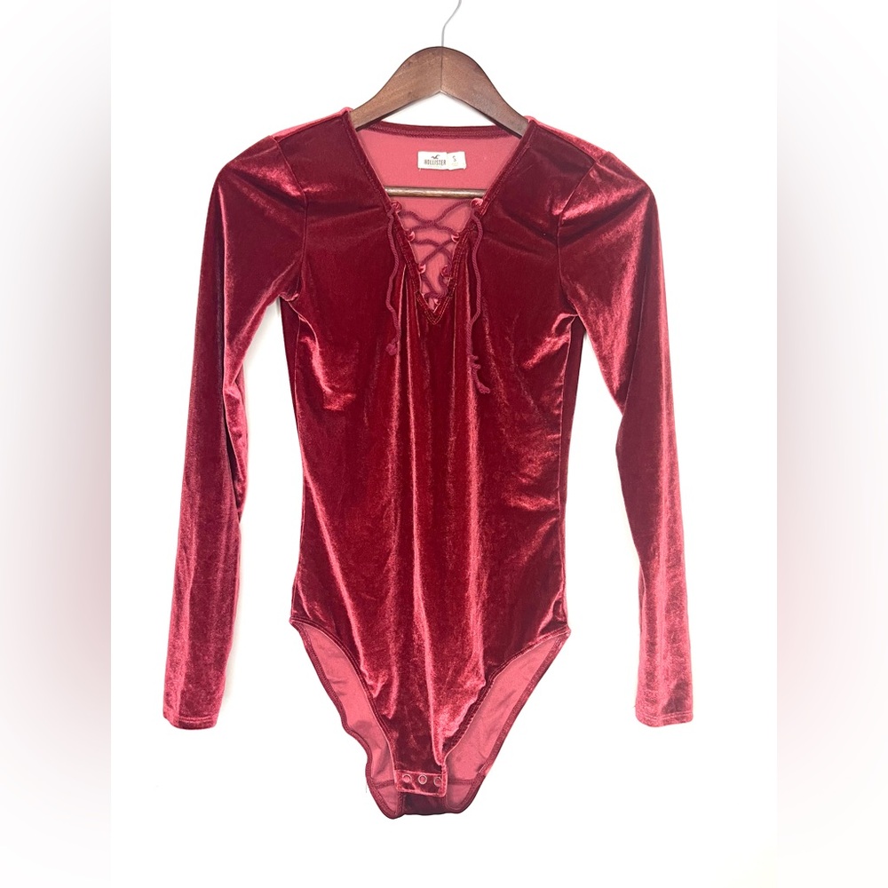 HOLLISTER Red Velvet Velour Bodysuit Lace Up | Small